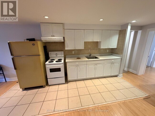 Photo - 59 Christina Crescent