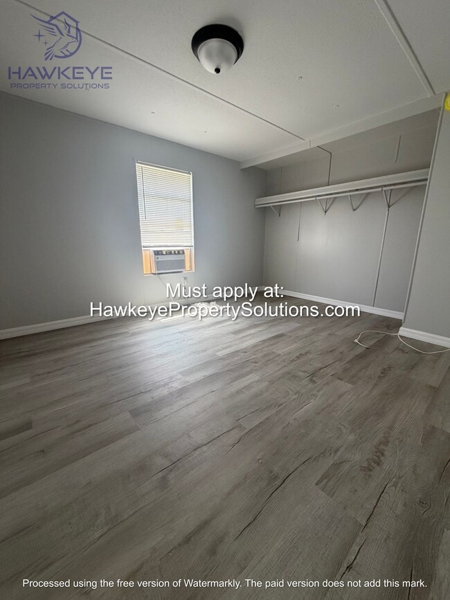 Photo - 3315 E Main St