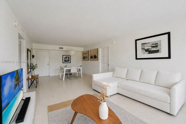 Photo - 255 Galen Dr Unidad 3E