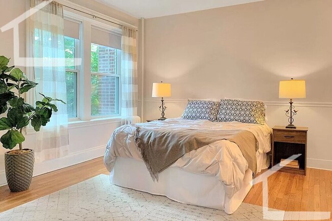 Photo - Gorgeous Brighton 2-Bed; Heat/Hot Water Incl