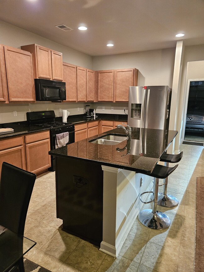 Photo - 1401 Worcester Trl