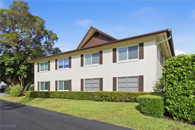 Building Photo - 4150 Belair Ln Unit 109