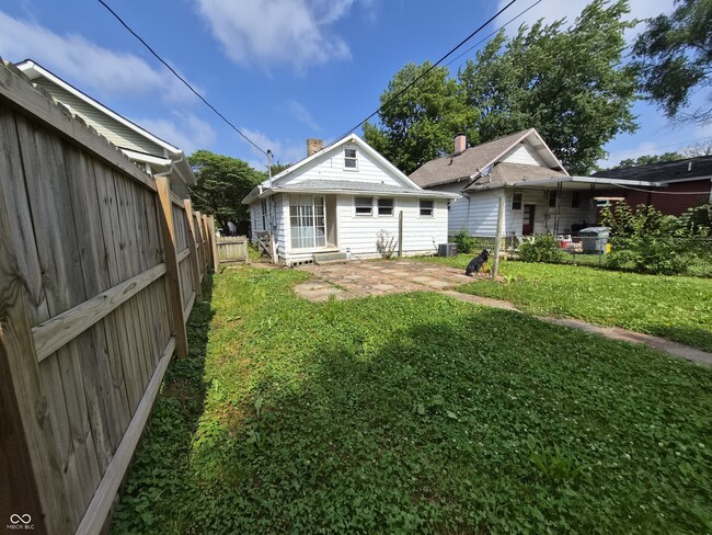 Photo - 925 N Somerset Ave