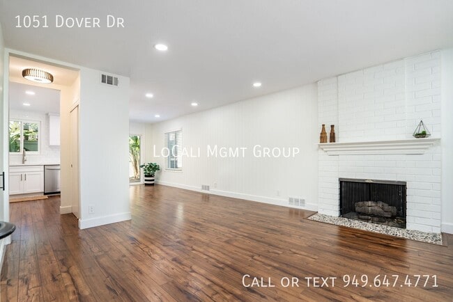 1051 Dover Dr