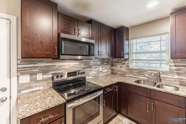 Photo - 3207 Delia Ln NW