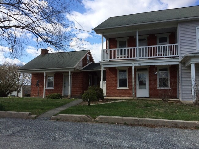 Building Photo - 931-933 OLD ELIZABETHTOWN ROAD Unit 931 OLD ELIZABETHTOWN ROAD
