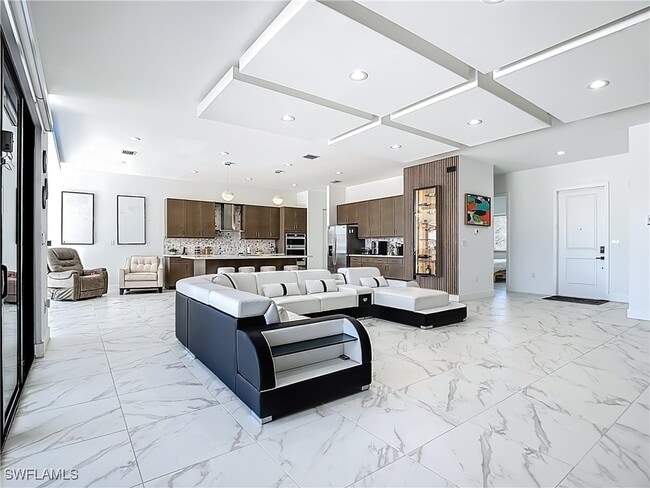 Photo - 5046 Panella Ave