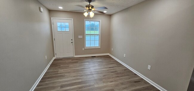 Photo - Beautiful Townhome in Central Manchester!