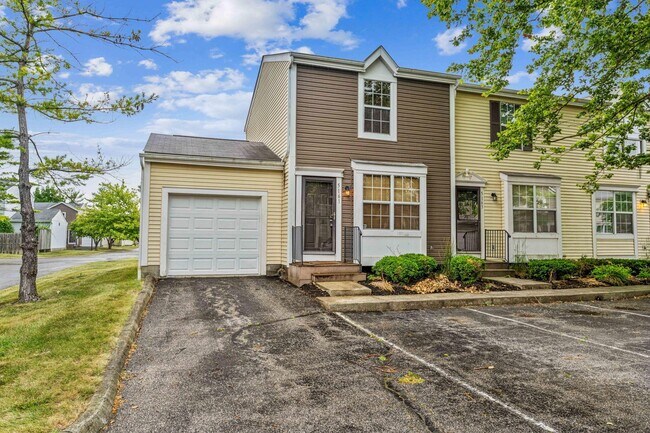 Building Photo - 5161 Singleton Dr Unit 46A