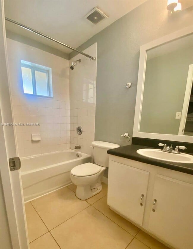 Photo - 2184 NE 167th St