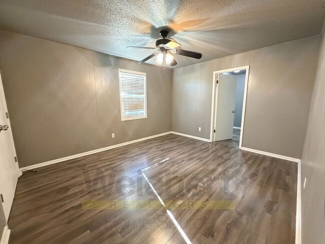 Photo - 3 bed, 2 bath