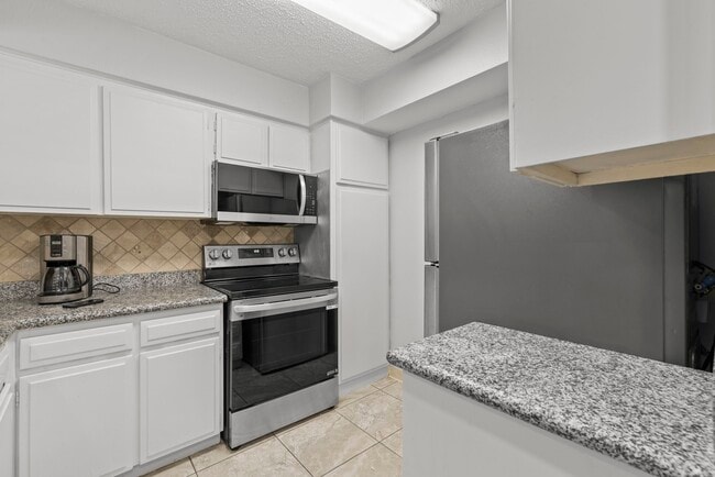 Photo - 7900 Westheimer Rd Unit 241