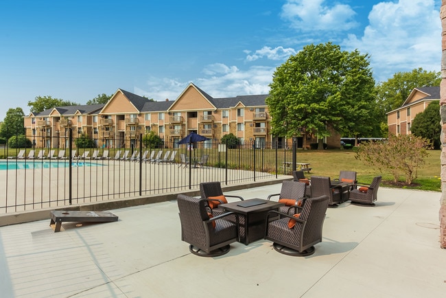 Área de asientos al aire libre - The Orchards at Four Mile