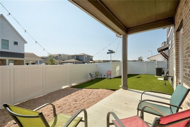 Photo - 7909 Mandela Bend
