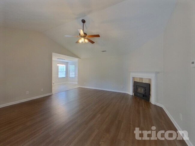 Photo - 314 Shelley Ln