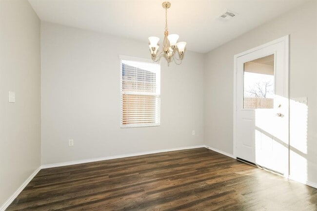 Photo - 3337 SE 94th St