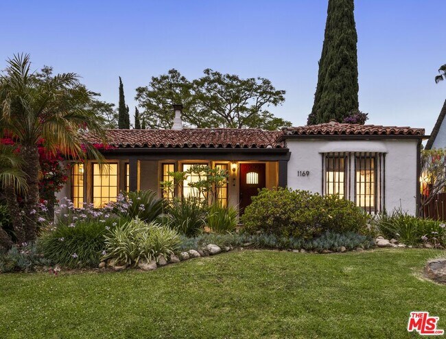 Building Photo - 1169 S Sierra Bonita Ave