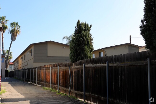 Orlando Woods Apartments