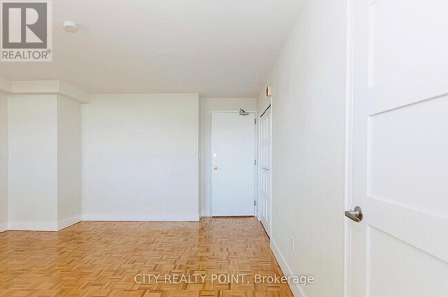 Photo - 490 Eglinton Ave E Unit 201