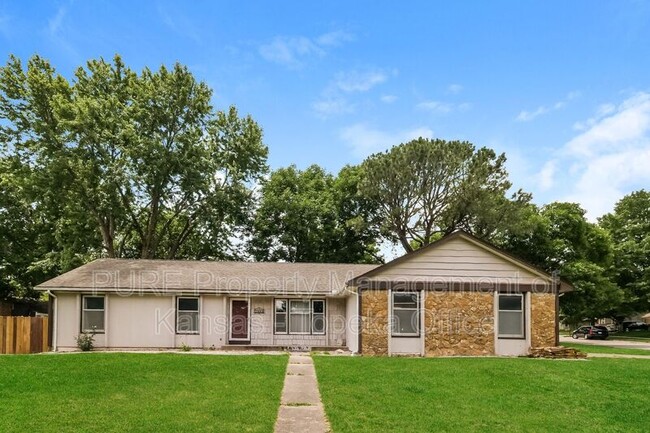 Building Photo - 2605 SW Osborn Rd