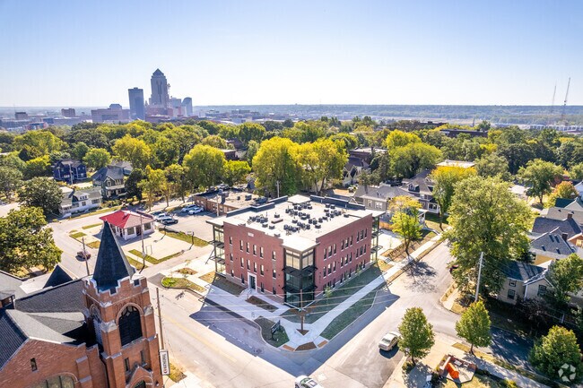 Aerial - The Winford Apartments