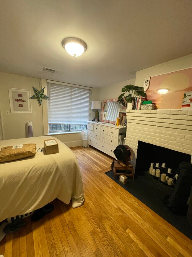 Photo - 63 West Cedar St Unit G