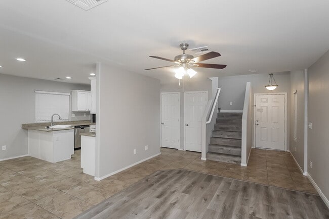 Photo - 8064 Torremolinos Ave