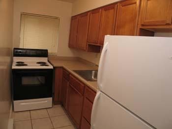 Photo - Poplar Apartments