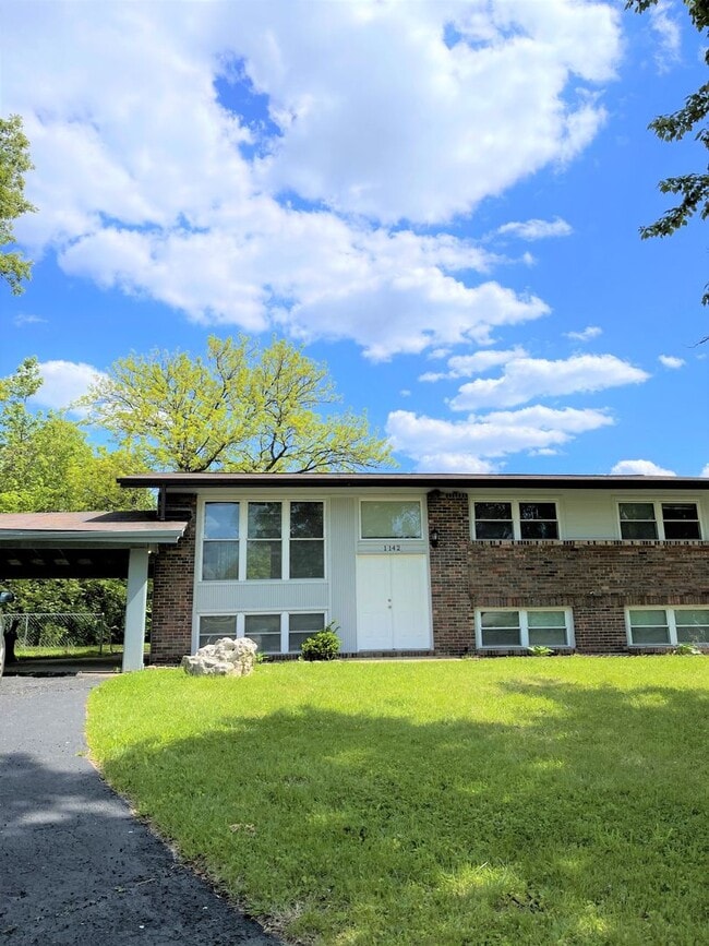 Building Photo - SINGLE FAMILY LOCATED IN MANCHESTER, off 1...
