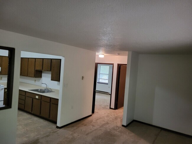 1102 W McPherson St Unit 16