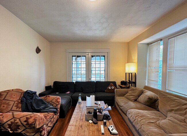 229 Chestnut Hill Ave Unit 1A