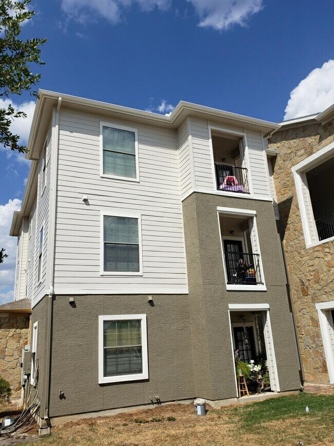 Marshall Meadows Apartment Homes