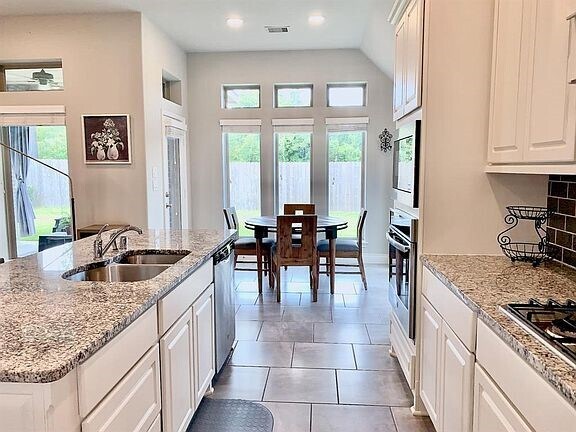Photo - 39 Eden Hollow Ln