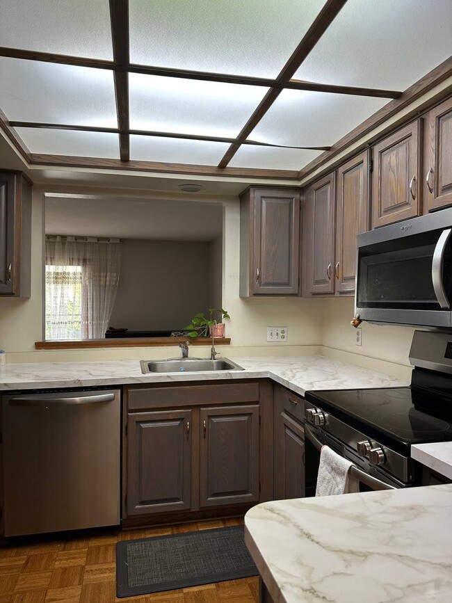 Photo - 1174 Hidden Ridge Rd Unit B