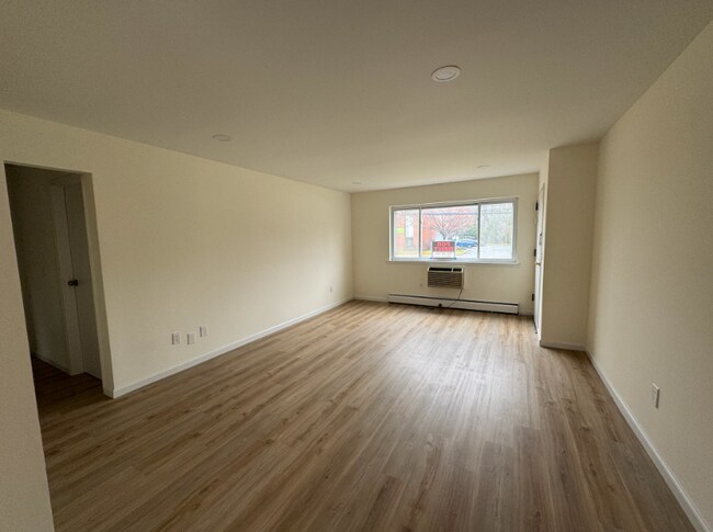 Photo - 180 Littleton Rd Unit Apt 150