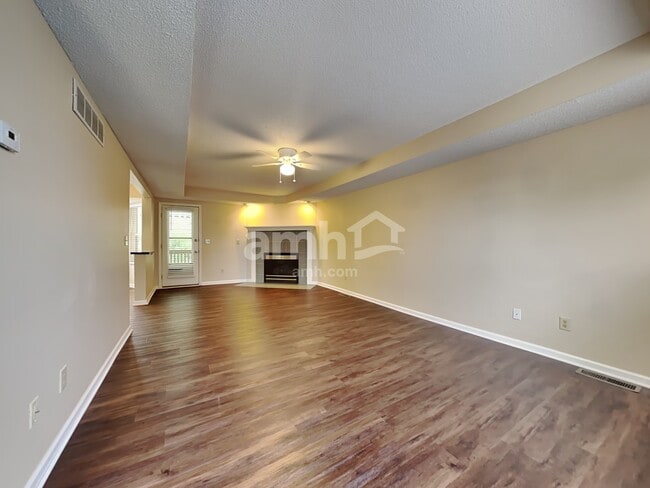 Photo - 3049 Granny Smith Ln