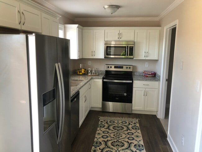 Photo - 983 Red Mile Rd