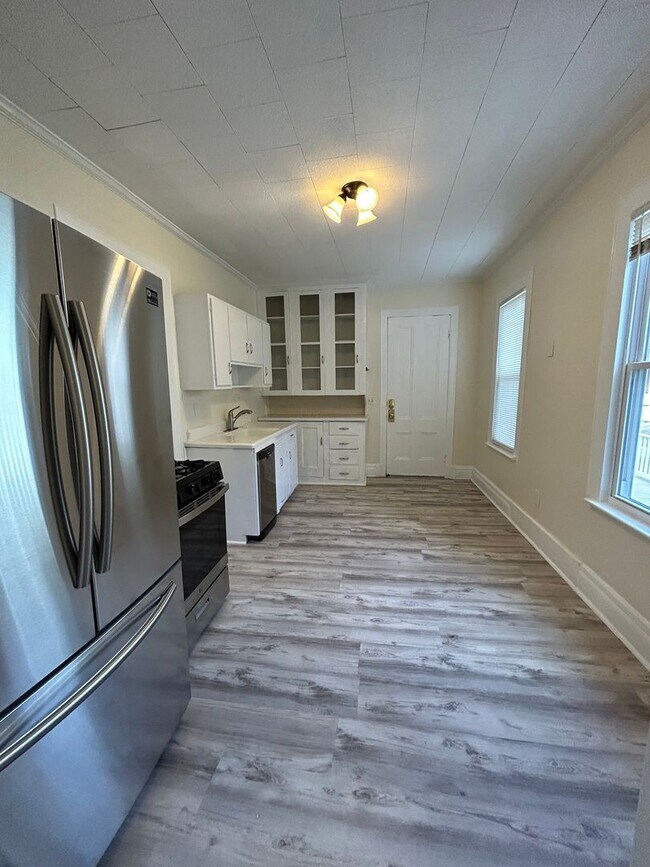 Photo - 205-207-207 Berkeley St Unidad 205