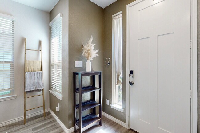 Photo - "Charming 3-Bedroom Retreat on Toledo Bend Drive – Spacious 1533 Sq Ft with 2 Full Baths in Colle...