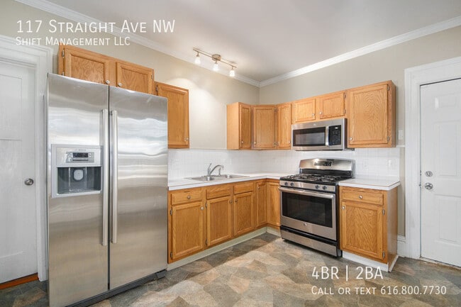 Photo - 117 Straight Ave NW