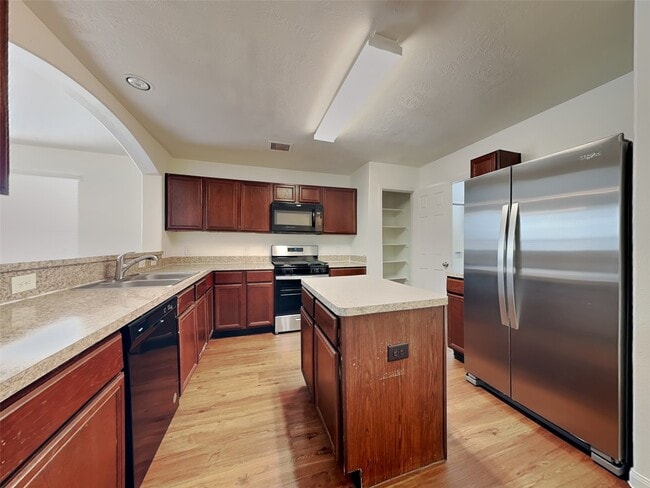 Photo - 2710 Bammelwood Dr