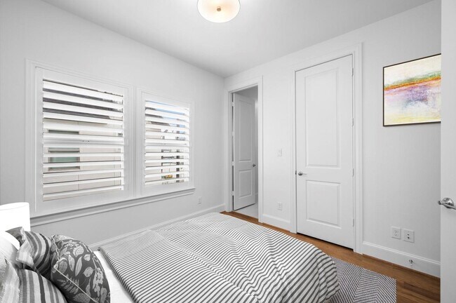 Photo - 4045 Leeland St
