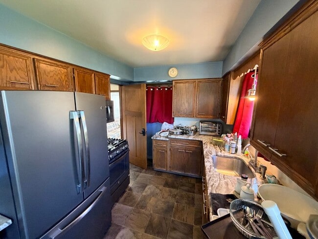 Photo - 2450 Porter St SW Unit 2452