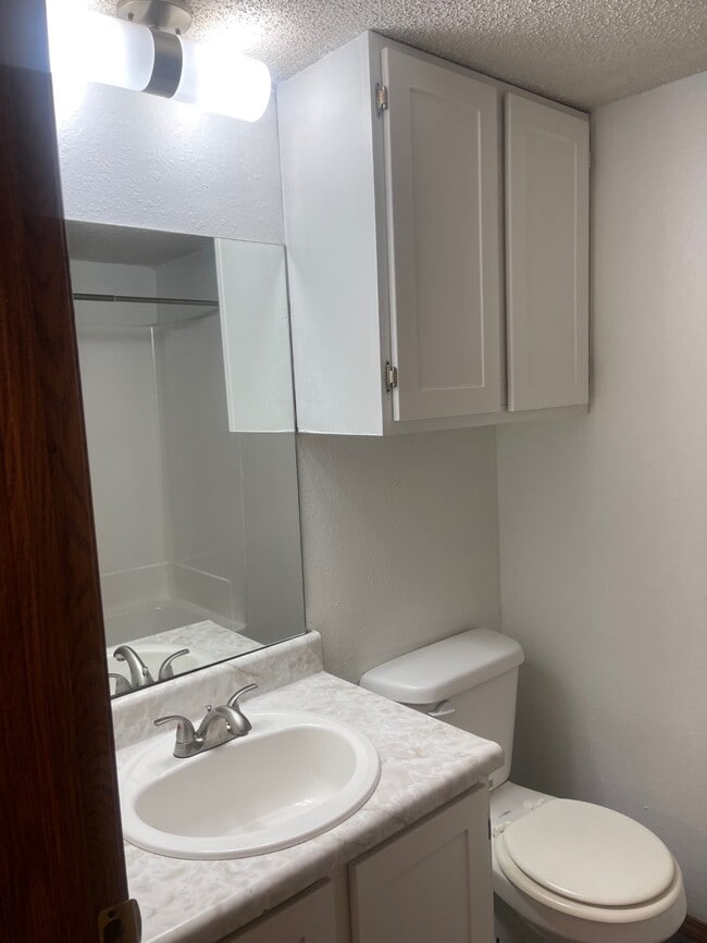 Whitehorse Apartments For Rent in Yukon, OK