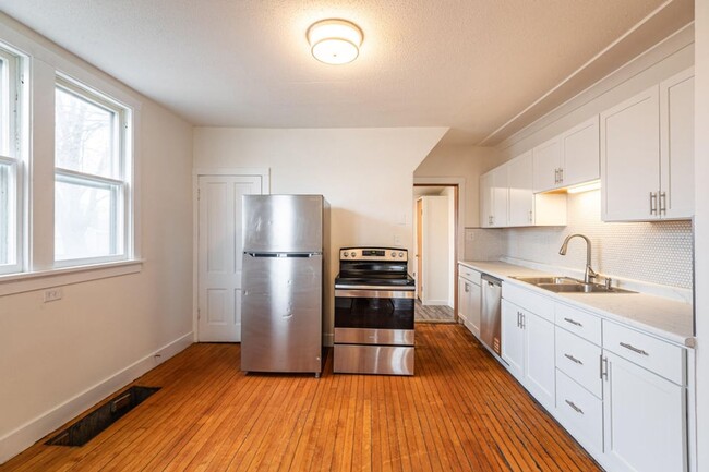 Photo - 3-4BR Rent or Rent to Own with New Kitchen and Garage!