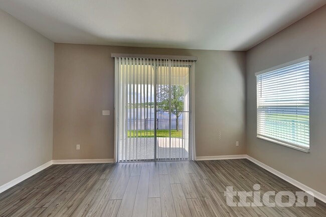 Photo - 523 Falcon Ridge Rd