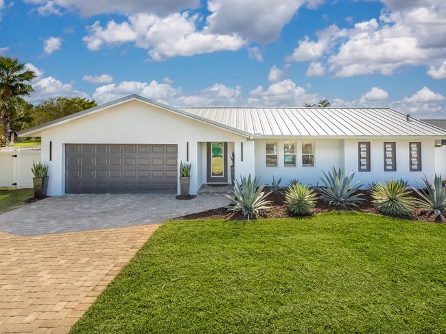 Building Photo - 4 Country Club Rd Rental