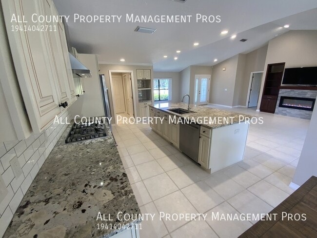 Photo - 147 Shady Pine Ln