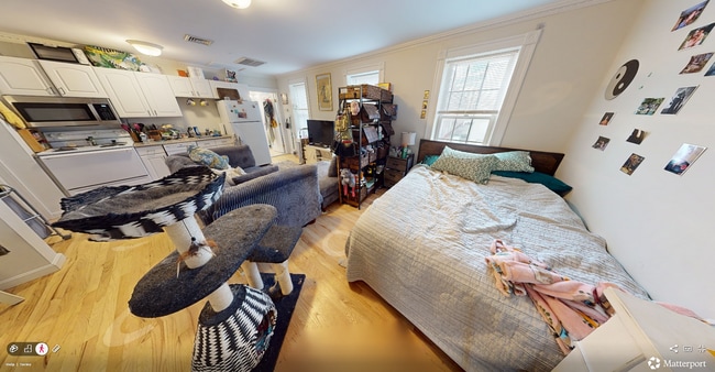 Building Photo - 39 Cross St Unit 4-2