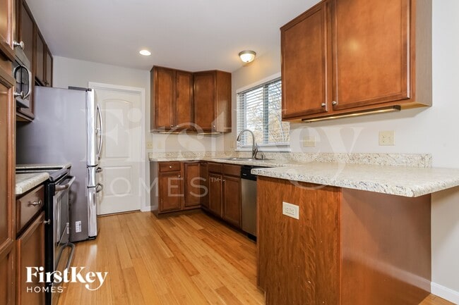 Photo - 2724 Parkerridge Dr
